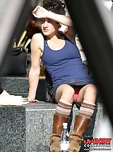 24 pictures - Female upskirt oops. Pink panties up her mini skirt
