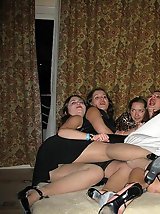 5 pictures - Upskirt sniper gallery