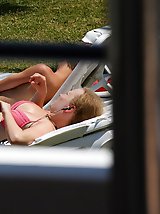 12 pictures - Bikini panty off for masturbation