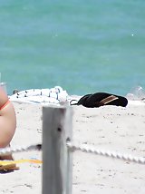 12 pictures - Bikini babes hot front and back view