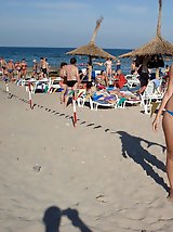 24 pictures - Cameltoe upskirt gallery