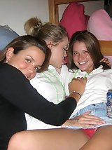 24 pictures - Voyeur swinging upskirts