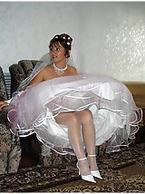 9 pictures - Shots of Hot Euro Bride