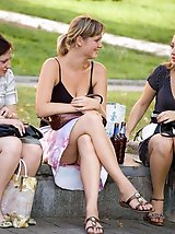 5 pictures - Upskirt sniper gallery