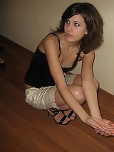 12 pictures - Downblouse nipples are looking straight at you