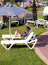 12 pictures - Extreme bikini heat on the beach