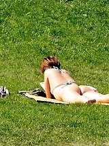 12 pictures - Babes demonstrate hot bikini slip